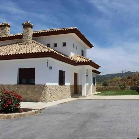 Encantos De Orellana Feriehus Orellana La Vieja