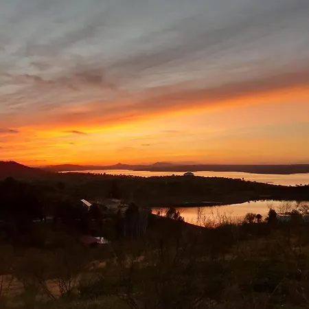 Encantos De Orellana Semesterbostad Navalvillar de Pela