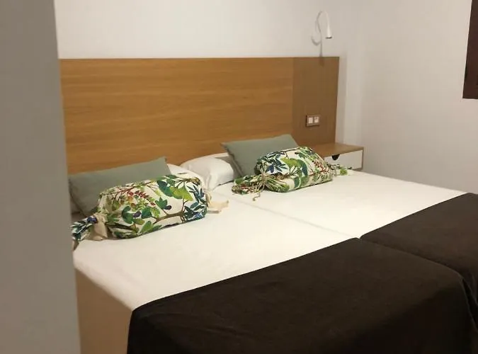 Encantos De Orellana Navalvillar de Pela