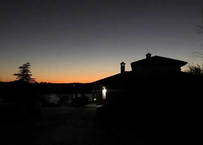 Hébergement de vacances Encantos De Orellana *